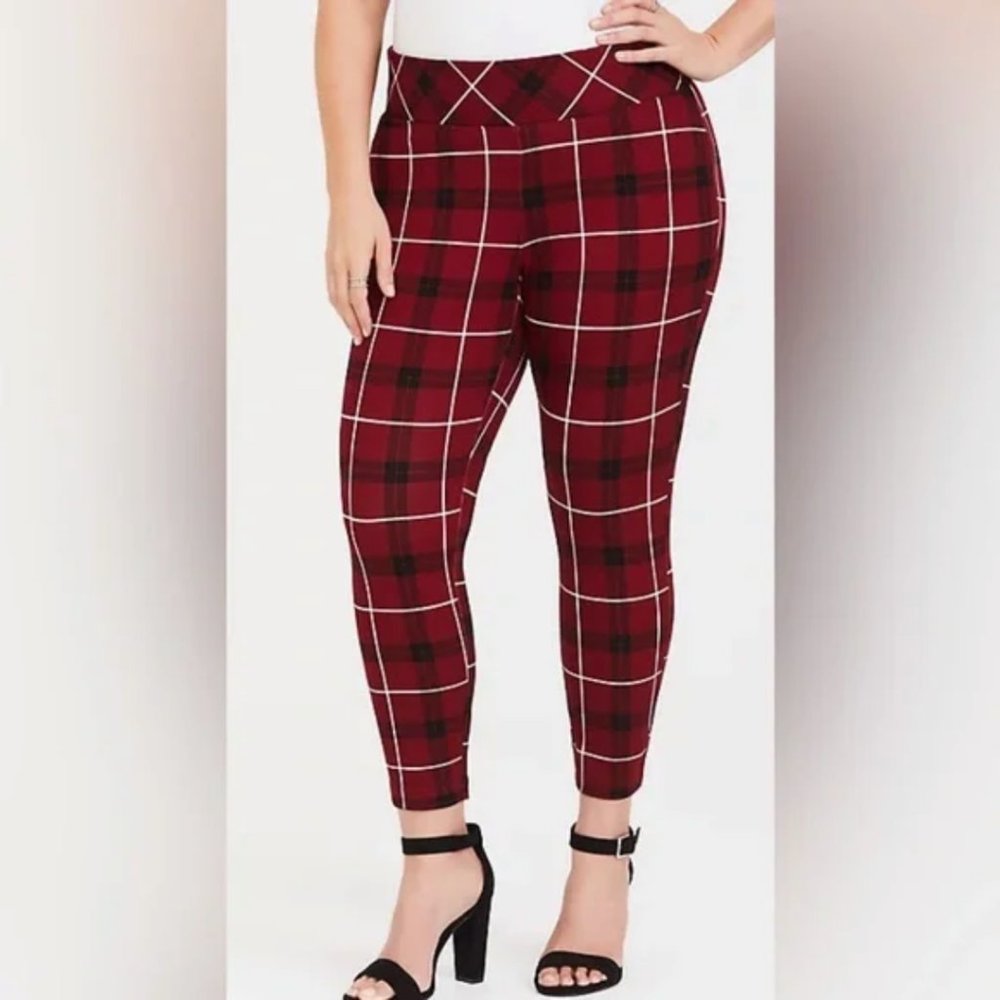 TORRID CROP PONTE STRETCH PIXIE PANT RED BLACK PLAID SIZE 18/20